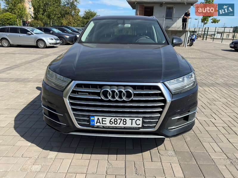 Audi-2