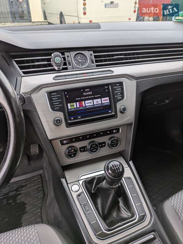 Volkswagen Passat 2016