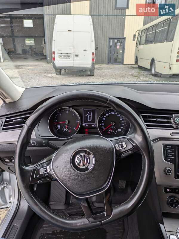 Volkswagen Passat 2016
