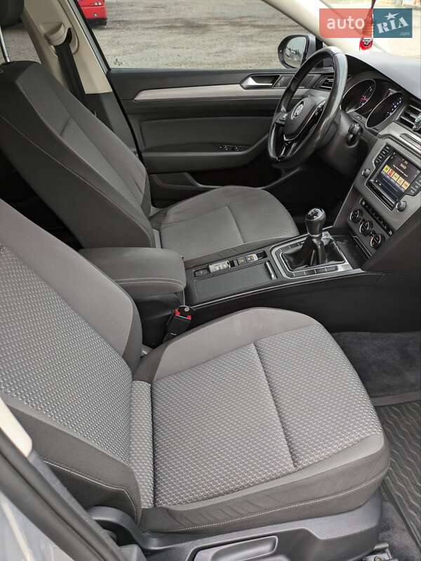 Volkswagen Passat 2016