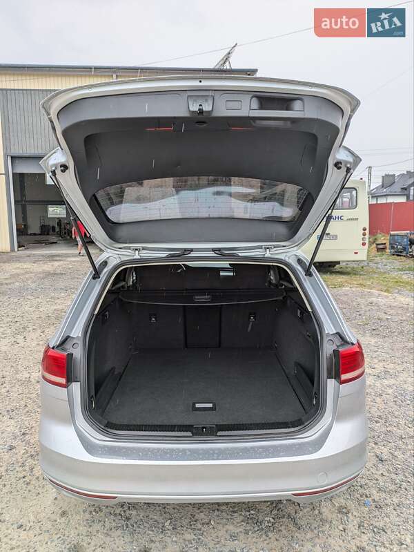 Volkswagen Passat 2016