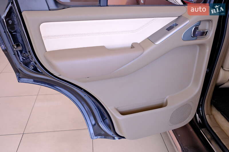 Nissan Pathfinder 2008