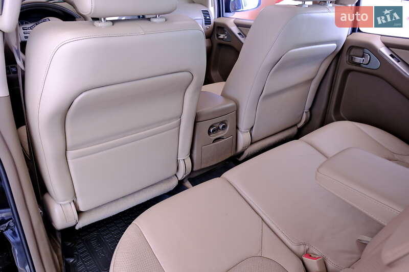 Nissan Pathfinder 2008