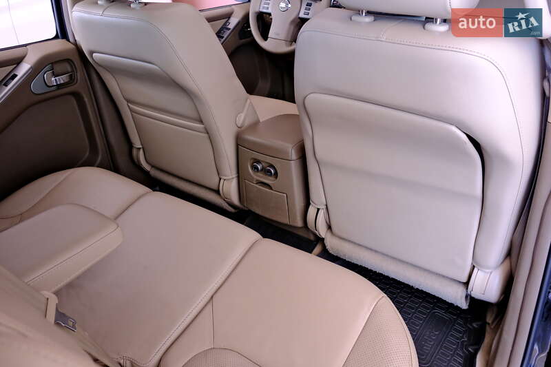 Nissan Pathfinder 2008