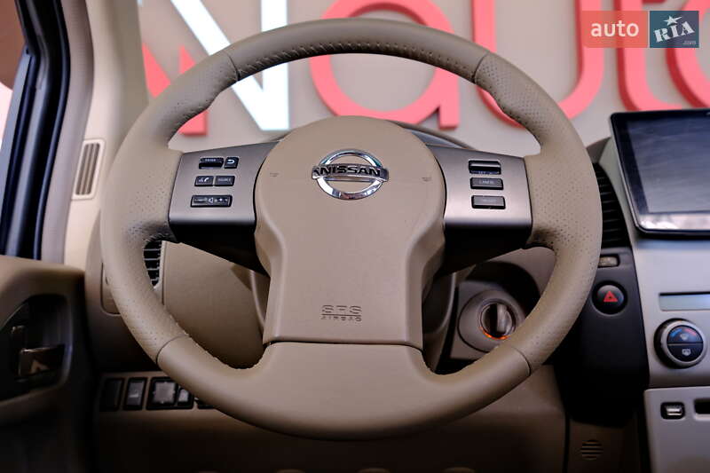 Nissan Pathfinder 2008