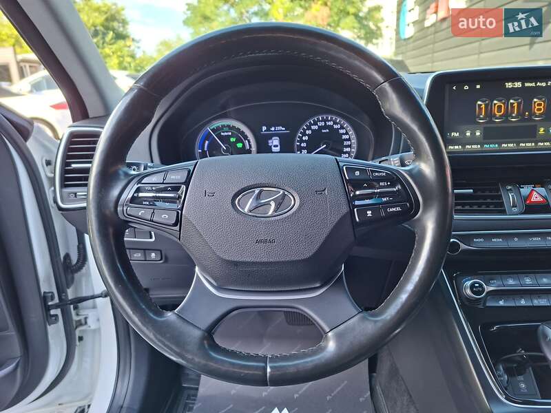 Hyundai-15
