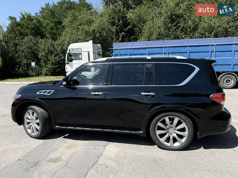 Infiniti QX56 2011