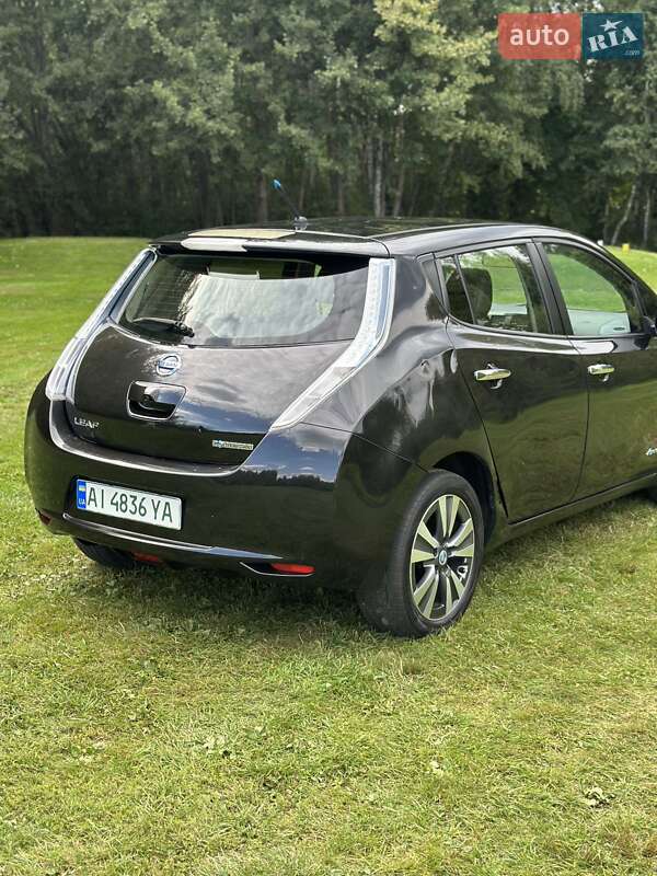 Nissan Leaf 2014