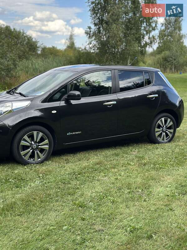 Nissan Leaf 2014