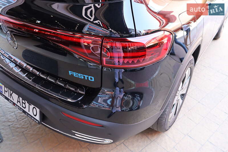 Mercedes-Benz EQB 2024