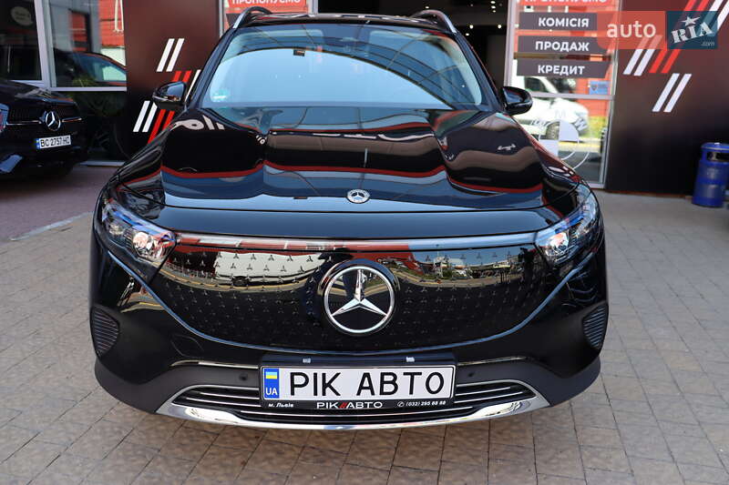 Mercedes-Benz EQB 2024