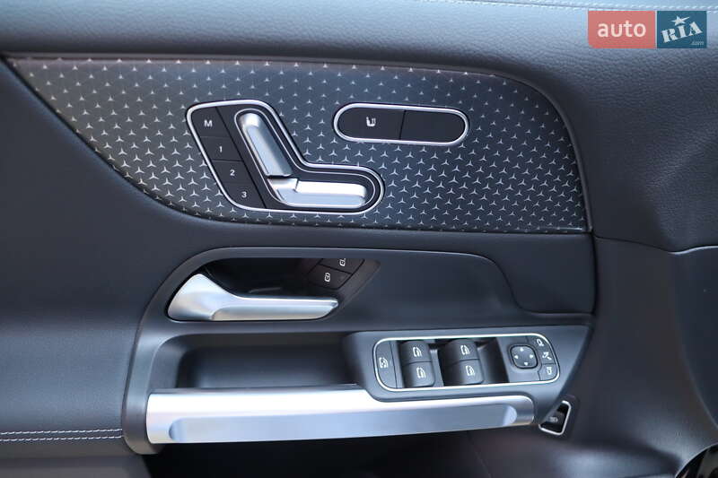 Mercedes-Benz EQB 2024