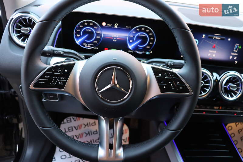 Mercedes-Benz EQB 2024