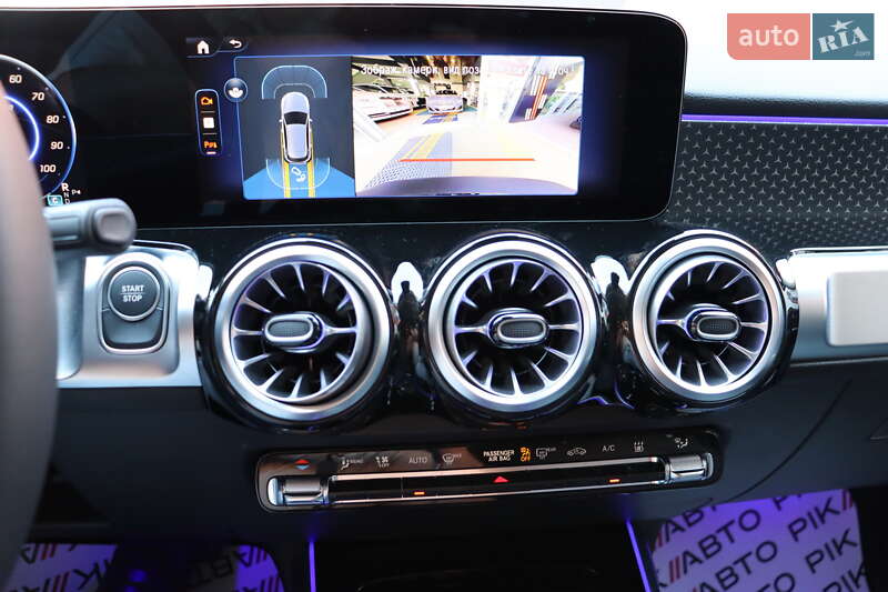 Mercedes-Benz EQB 2024