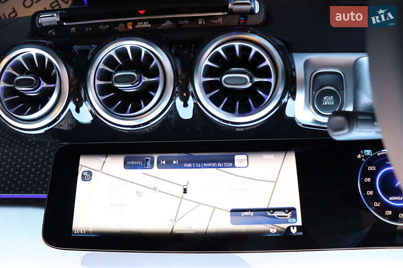 Mercedes-Benz EQB 2024