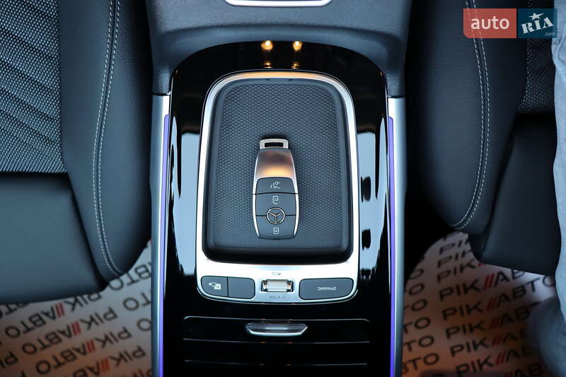 Mercedes-Benz EQB 2024