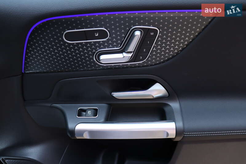 Mercedes-Benz EQB 2024