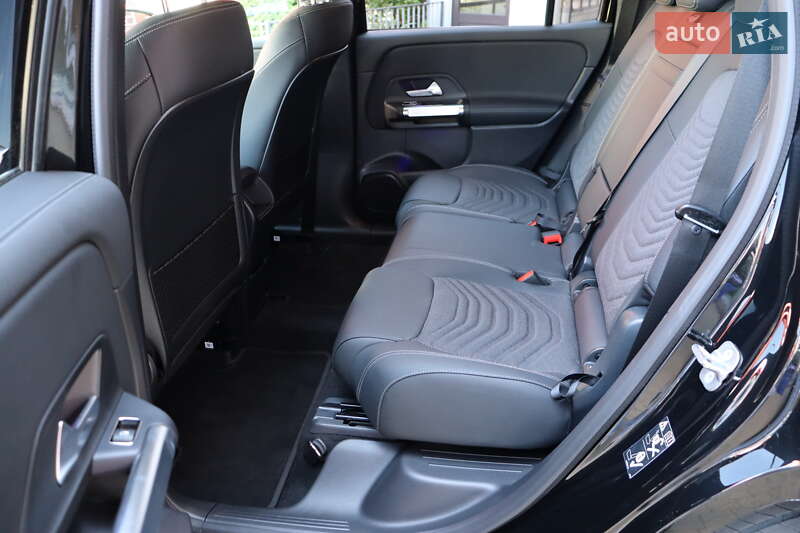 Mercedes-Benz EQB 2024