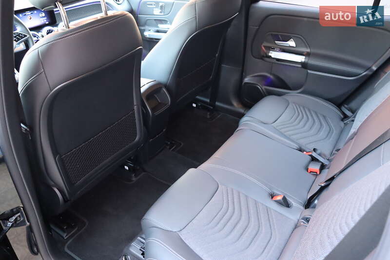 Mercedes-Benz EQB 2024