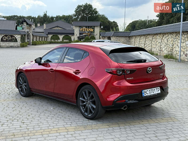Mazda 3 2019