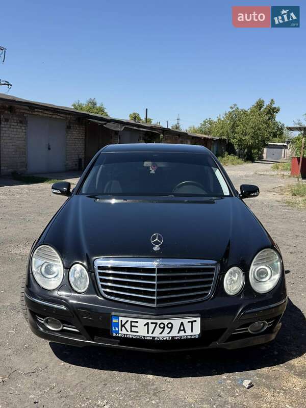 Mercedes-Benz E-Class 2008