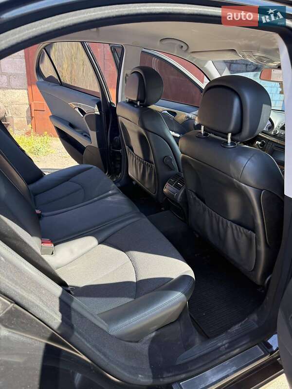 Mercedes-Benz E-Class 2008