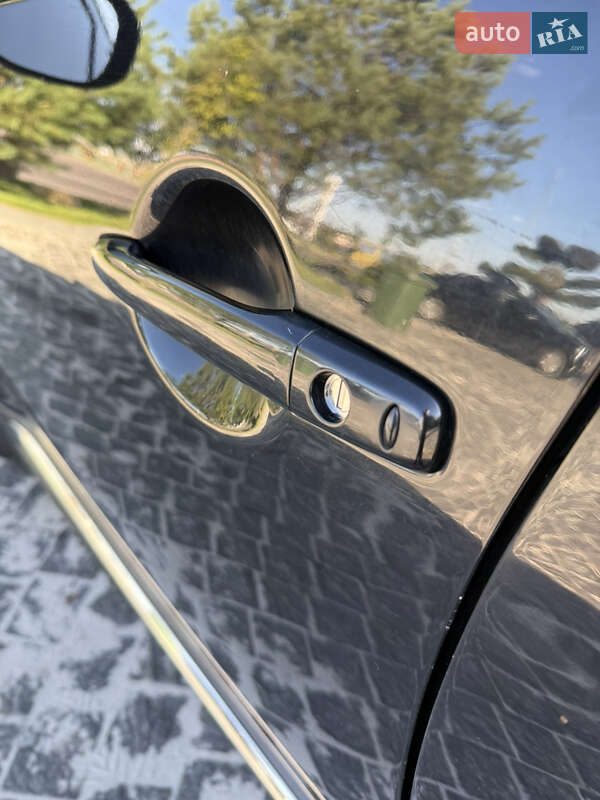 Mitsubishi Outlander 2011