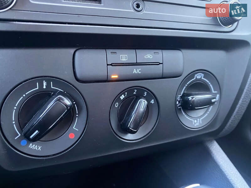 Volkswagen Jetta 2016