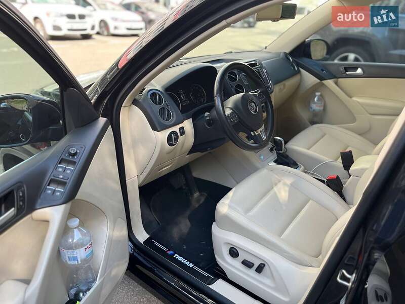 Volkswagen Tiguan 2016