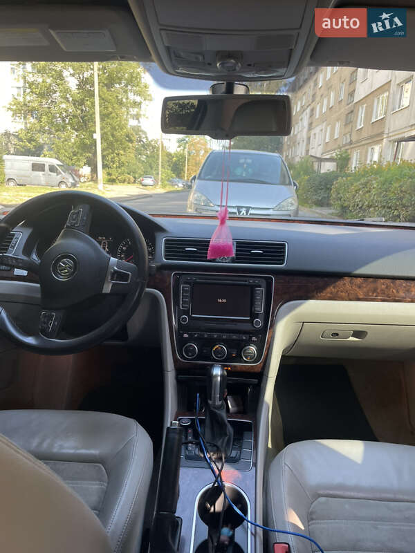 Volkswagen Passat 2013