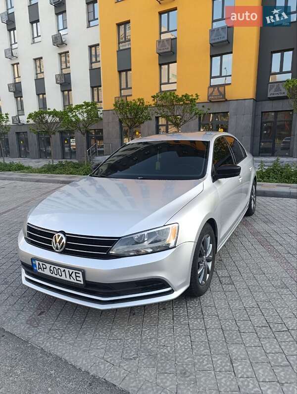 Volkswagen Jetta 2015