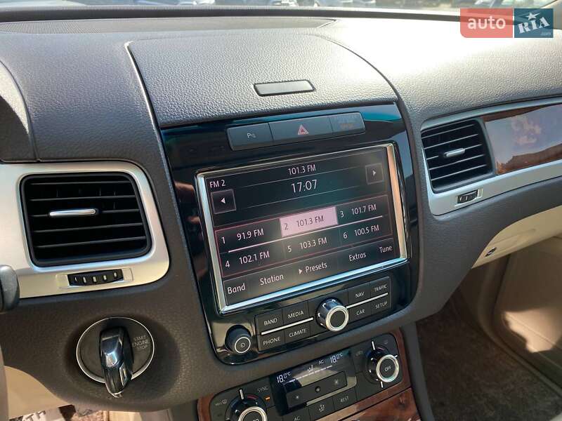 Volkswagen Touareg 2011