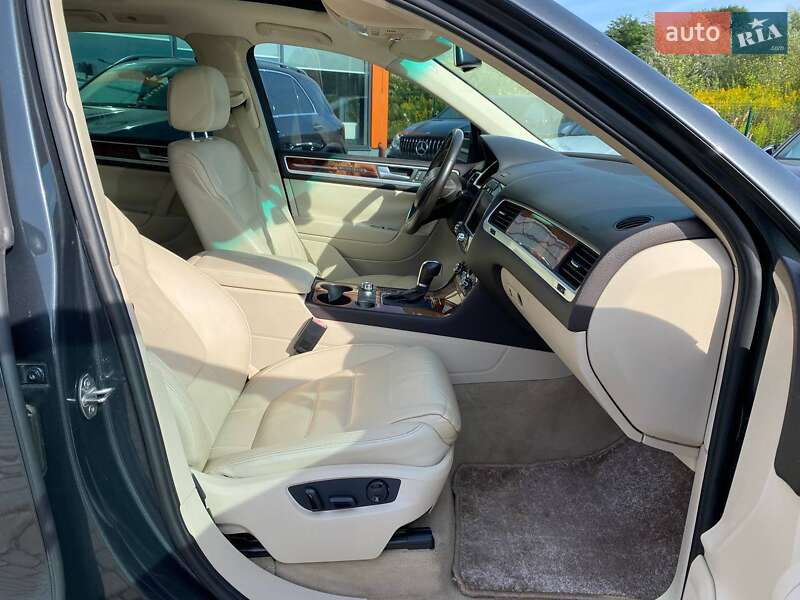 Volkswagen Touareg 2011