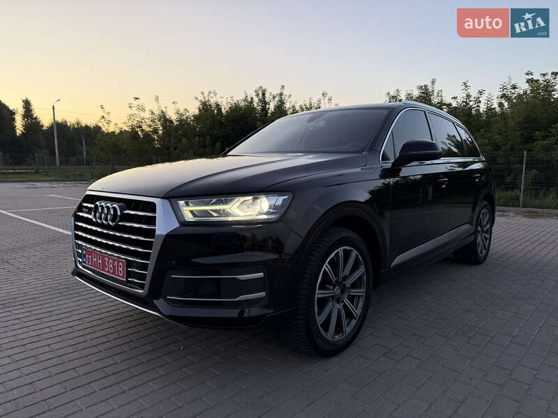 Audi Q7 2016