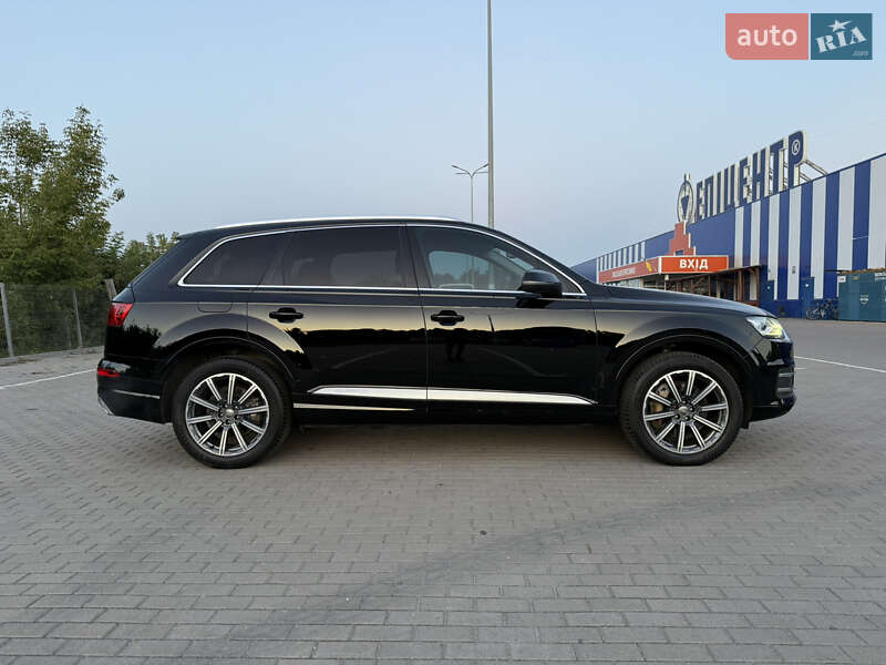 Audi Q7 2016