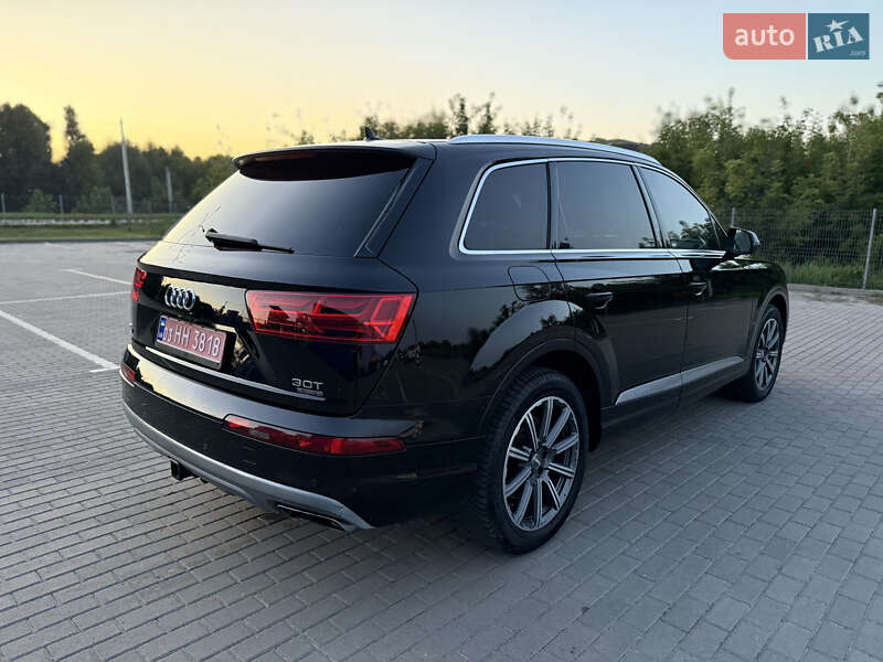 Audi Q7 2016