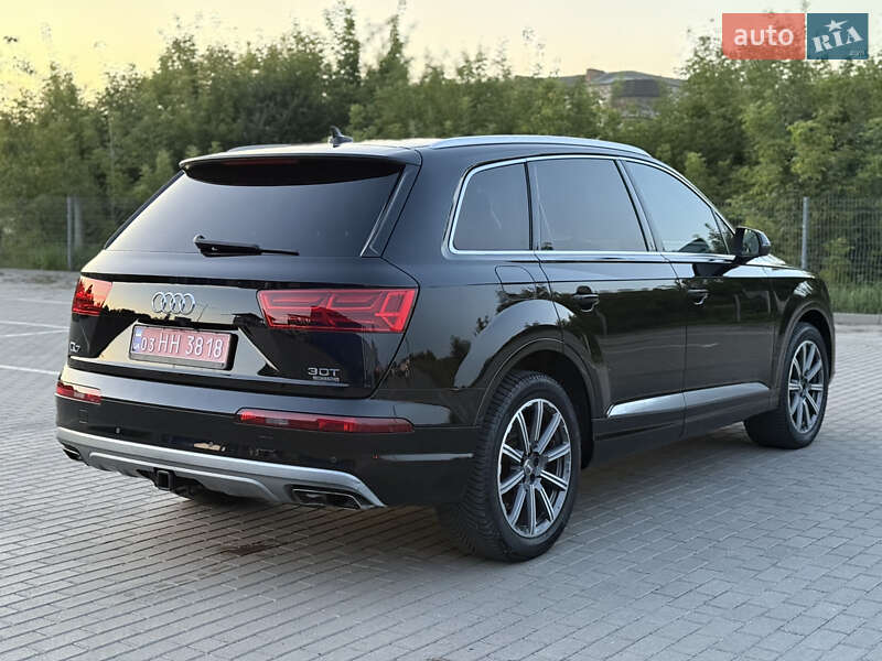 Audi Q7 2016