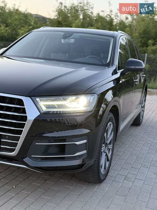 Audi Q7 2016
