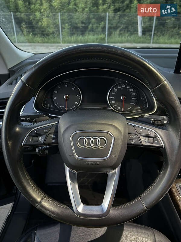 Audi Q7 2016