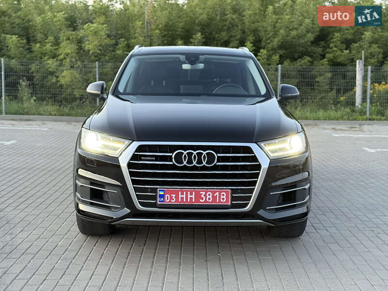Audi Q7 2016