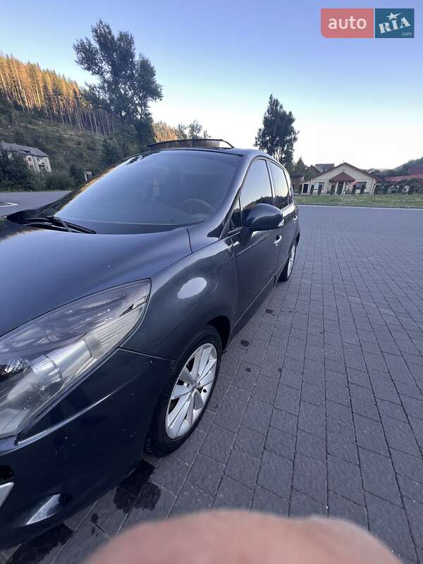 Renault Scenic 2010