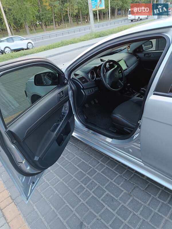 Mitsubishi Lancer 2008