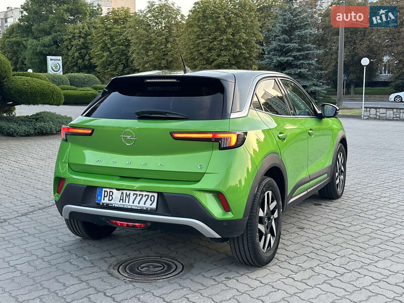Opel Mokka-e 2022
