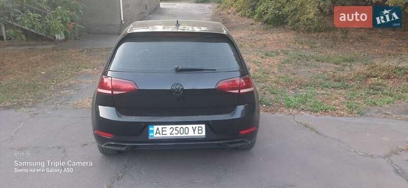 Volkswagen e-Golf 2017