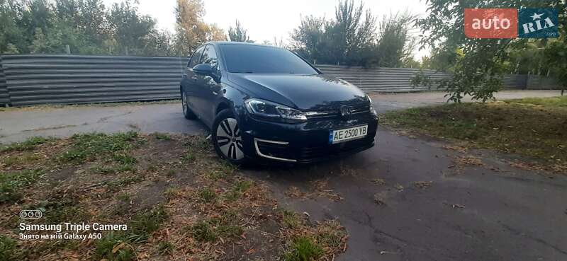 Volkswagen e-Golf 2017