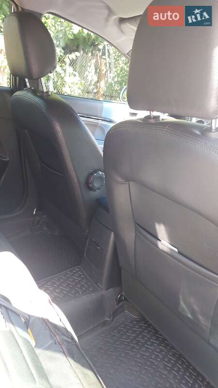 Geely Emgrand 7 (EC7) 2014