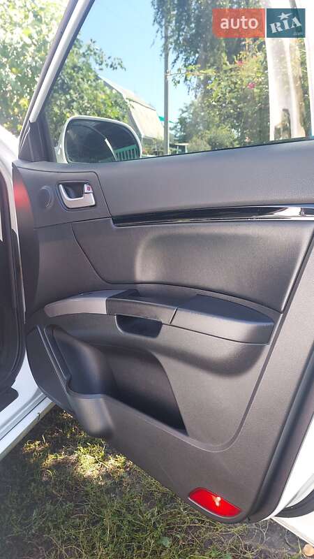 Geely Emgrand 7 (EC7) 2014