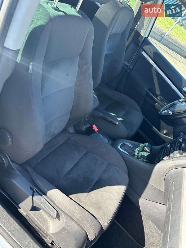 Volkswagen Golf 2010