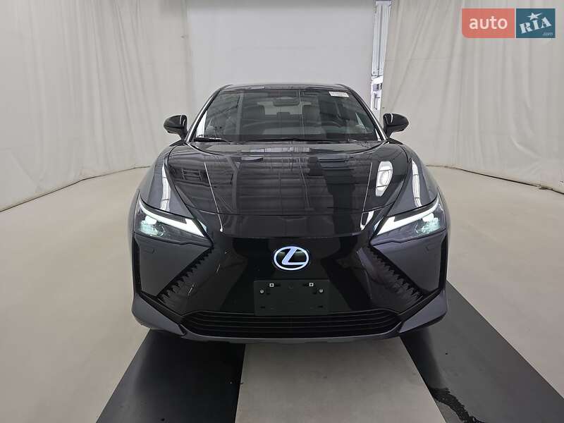 Lexus-11