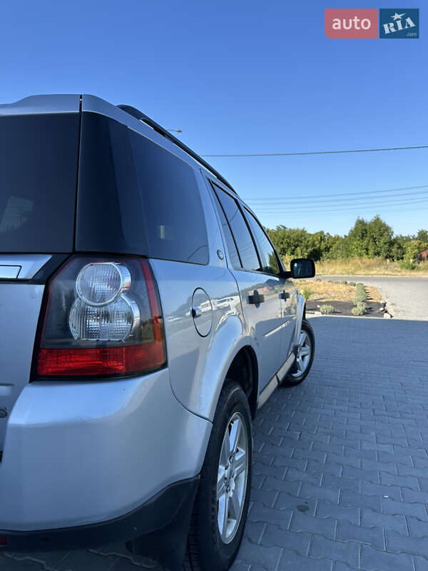 Land Rover Freelander 2011